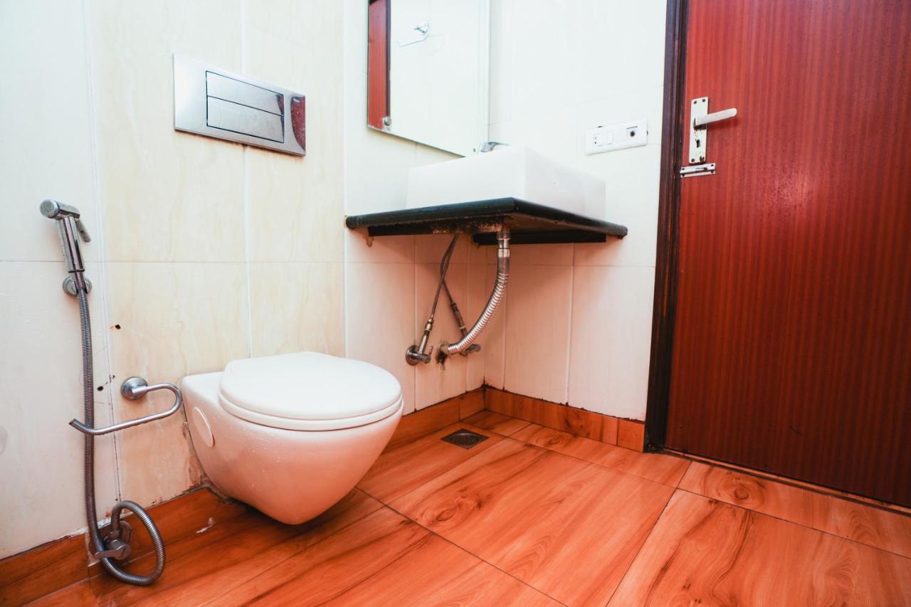 Hotel High 5 Land Δελχί Εξωτερικό φωτογραφία